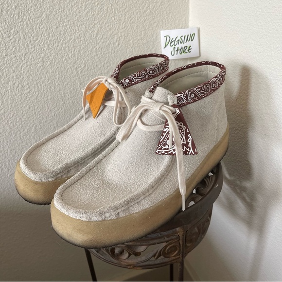 Clark Original Paisley Print Ankle Boots - Picture 1 of 11